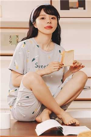 订婚宴上未婚妻干弟弟要我签婚前协议，我直接退婚大结局