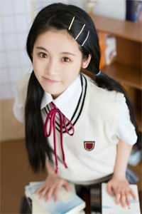 拳打穿书女，老奶吃香喝辣带飞全家小说畅读