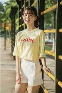 拳打穿书女，老奶吃香喝辣带飞全家短篇