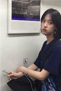 爱恨迟暮一叶秋篇章