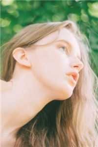 未婚妻让学弟白住我别墅，我让她全家破产后续+无弹窗